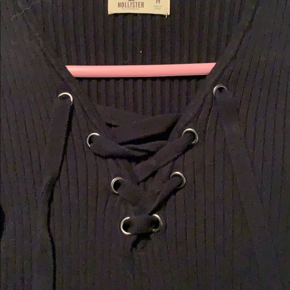 Black Hollister sweater - Picture 2 of 2